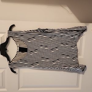 Cato Woman tank, sz 18/20 W, blk & white